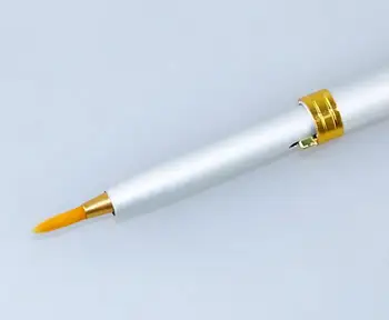 

Metal color retractable Lip brush pen as balm Lip Gloss Brush for lipstick cosmetic brush tools make up props.
