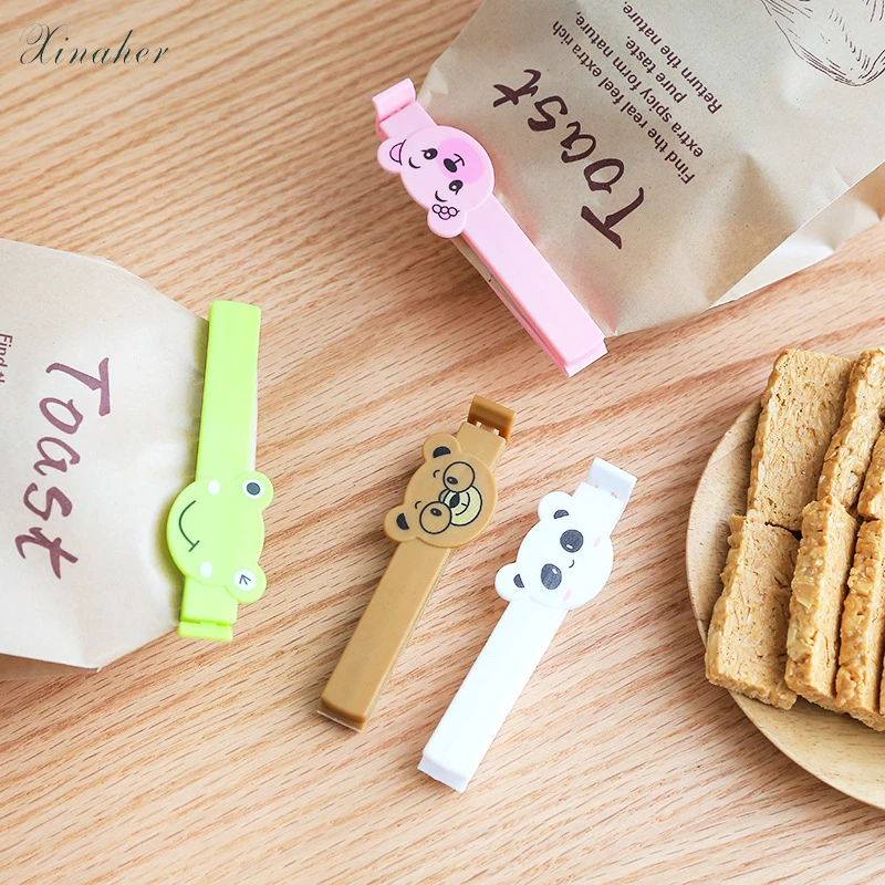 

Snack Food Accessories Plastic Cartoon Pattern 4pcs/set Bag Clips Snack Food Storage Sealing Clip Reusable Kitchen Gadgets