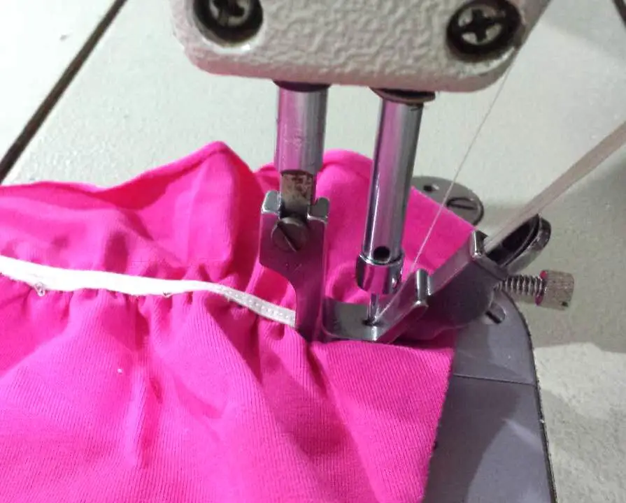 Industrielle Nähmaschinenteile P5 Nähmaschine Einstellbare Raffen Fuß Industrielle Nähmaschinenteile P5 Nähmaschine Einstellbare Raffen Fuß