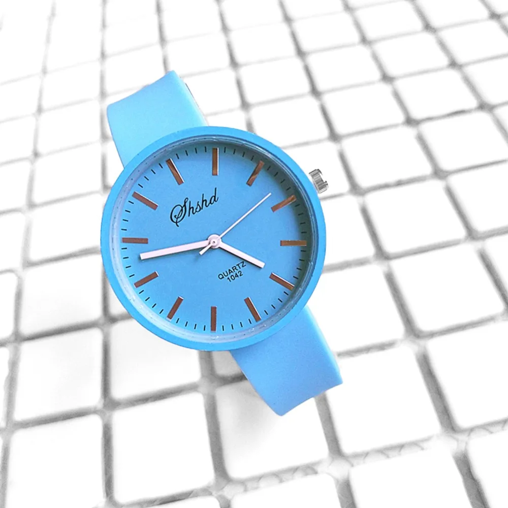 300688_no-logo_300688-3-07