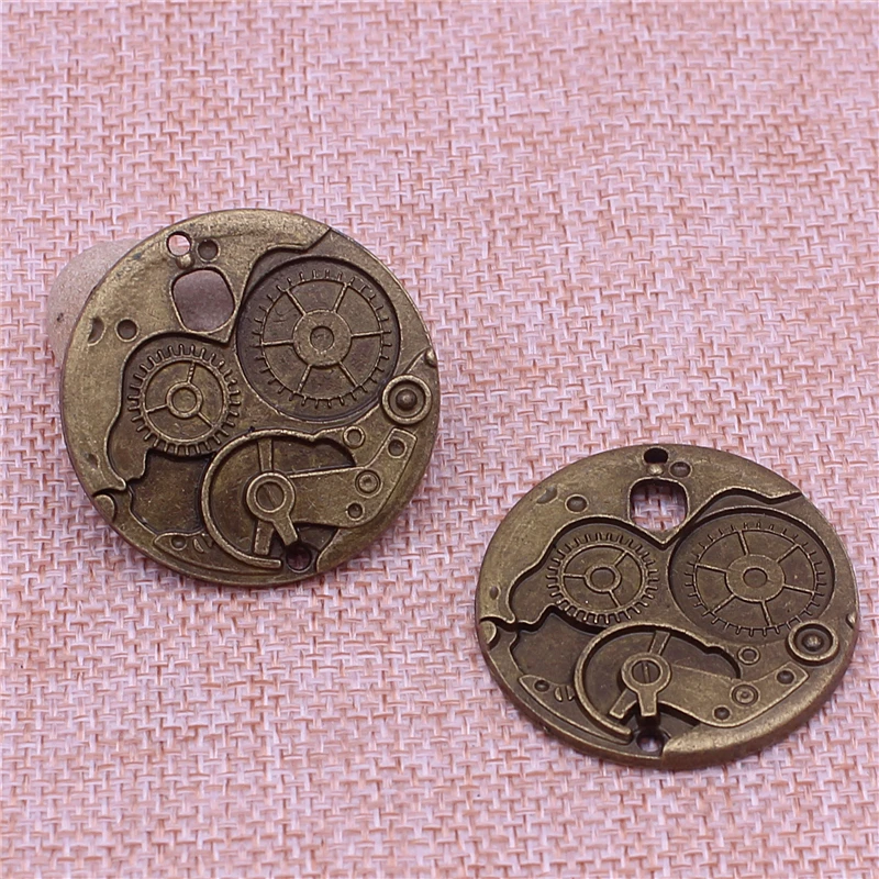 10Pcs/lot 37mm Vintage Metal Big Steampunk Watches Clock Gears Charms Two Color Zinc Alloy Watches Clock Charm T0604 10Pcs/lot 37mm Vintage Metal Big Steampunk Watches Clock Gears Charms Two Color Zinc Alloy Watches Clock Charm T0604
