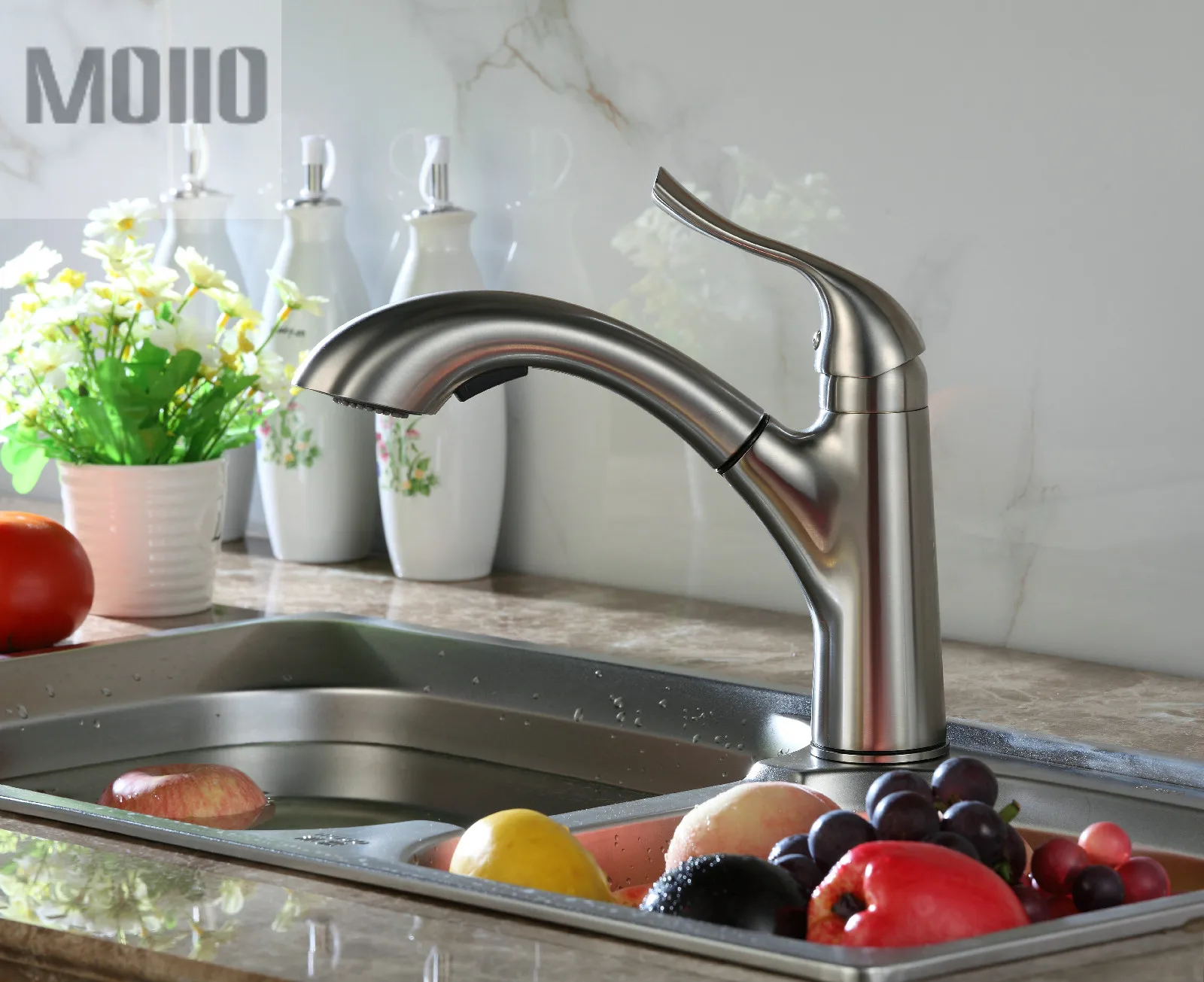 MOIIO NEW DESIGN HOT SALE Brushed Nickel upc Bathroom Dink Faucet Basin Pull Out Faucet home improvement for kitchen