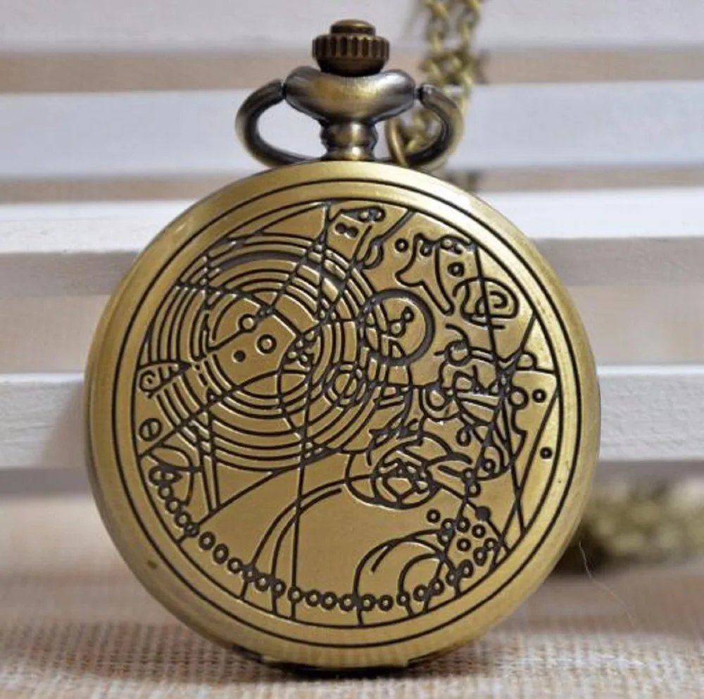 

360 Vintage Bronze Doctor Quartz Pocket Watch Fashion Who Style Best Gift Necklac Pendant Steampunk figure toys