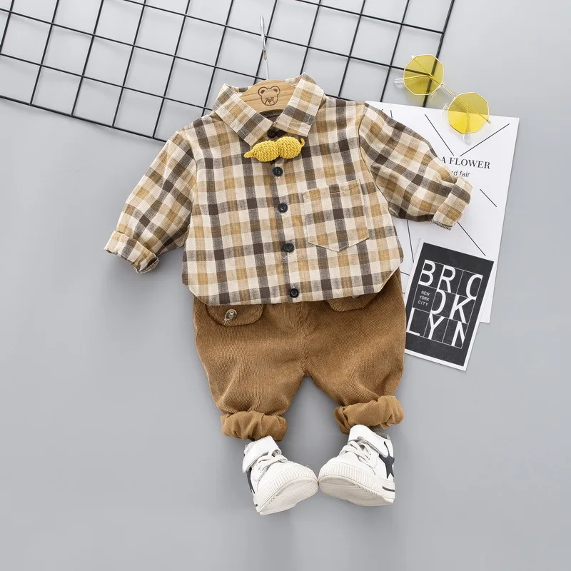 Осенняя одежда для маленьких мальчиков рубашка в клетку Топы+ замшевые брюки Одежда для маленьких мальчиков roupa infantil