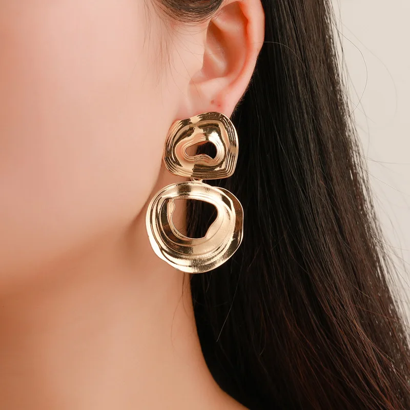 

New Gold Metal Earrings For Women irregular Round Geometric Earrings Indian Accessories Female Vintage Circle Earrings 2019