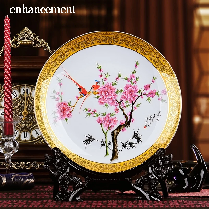 Jingdezhen Famille Rose Ceramics Plate Luxurious Gold-plated Enamel Decorative Porcelain Plate Modern Living Room Handicraft
Jingdezhen Famille Rose Ceramics Plate Luxurious Gold-plated Enamel Decorative Porcelain Plate Modern Living Room Handicraft