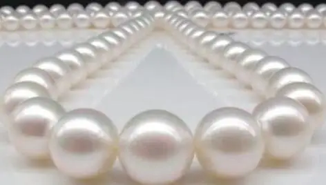 

bjc>>south sea round white pearl necklace NEW