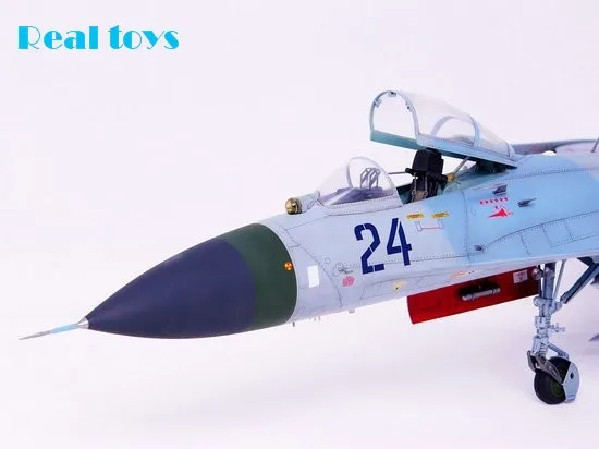 Trumpeter 02224 1/32 Sukhoi Su-27 Фланкер B