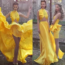 Sexy High Neck Zwei Stücke Prom Kleider Vestido De Festa Sleeveless Falten Langen Chiffon Gelb Frauen Formale Abendkleider