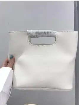 QQ20181013022759