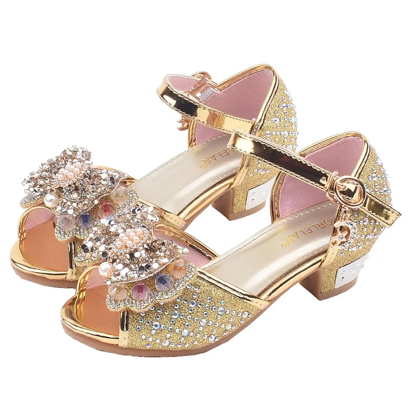 Летние сандалии с кристаллами для девочек новое поступление, блестящие модельные Вечерние туфли на высоком каблуке для детей свадебные туфли-лодочки с бусинами Размеры 26-37 - Цвет: Золотой