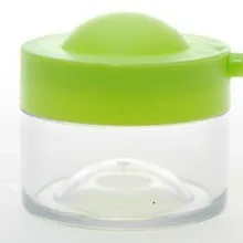 Яркая кухня может быть наложена утечки масла контроль горшок приправа коробка