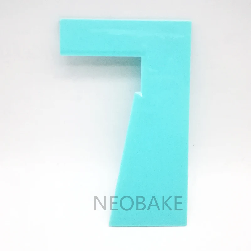 4_logo