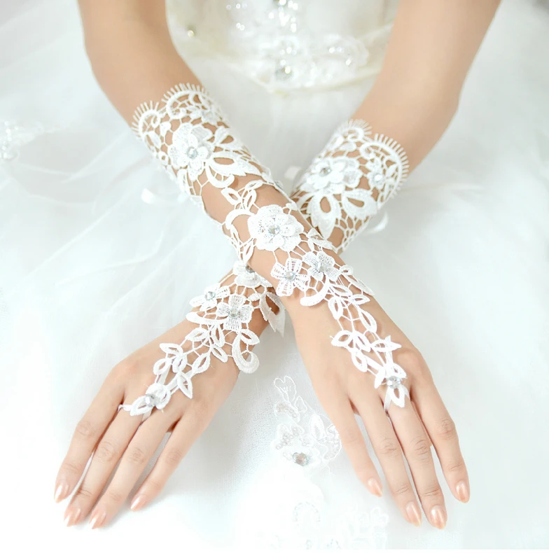 Ivory Bridal Gloves Fabulous Lace Diamond Flower Glove Hollow Wedding Dress Accessories | Свадьбы и торжества