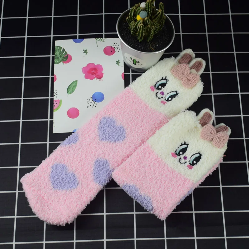 ZZIYEETTM, 1 пара, толстые теплые носки из бархата кораллового цвета с объемным дизайном для девочек домашние зимние Пушистые Носки - Цвет: 5