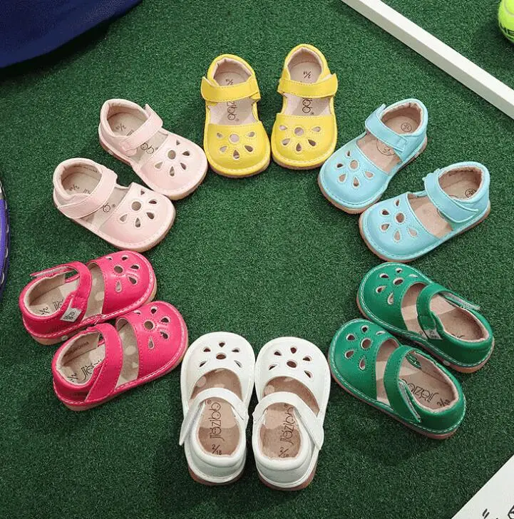 

2019 New baby sandals Fashion hollow out PU leather summer baby kids shoes children rubber sole funny baby squeaky shoes