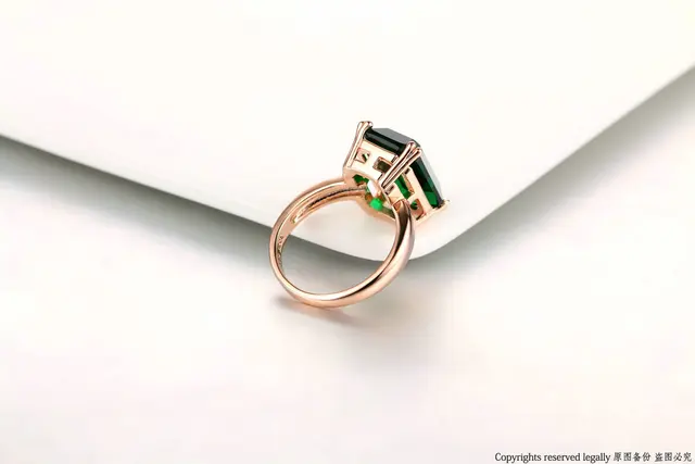Chanel Coco Mark Camellia Motif Rhinestone 07V Ring Silver