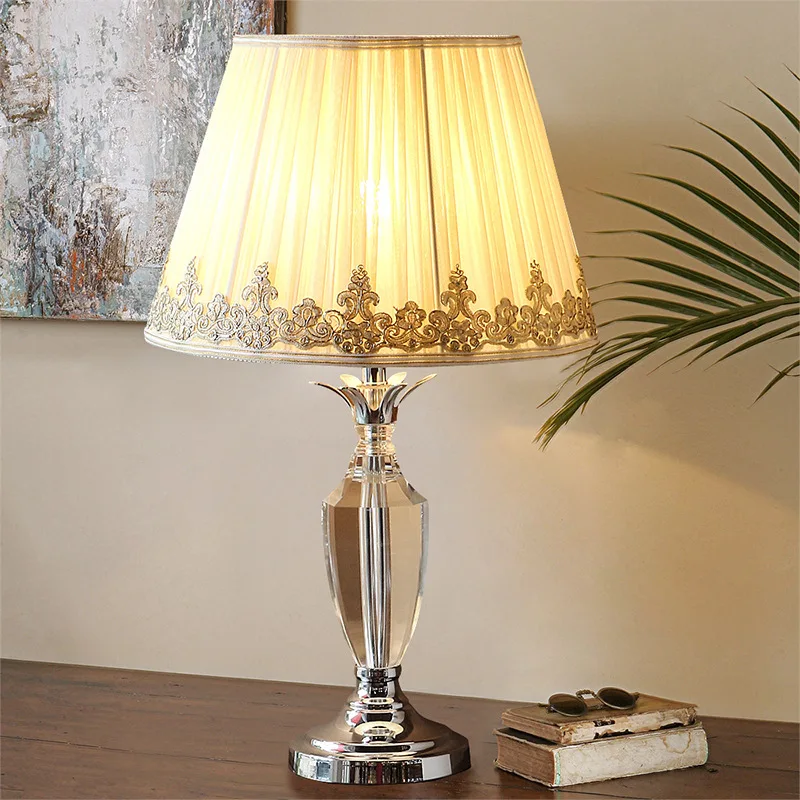 Modern Crystal Bedroom Table Lamp Fabric Lampshade Living Room Decoration Abajur Table lamp For Bedroom Lamparas De Mesa