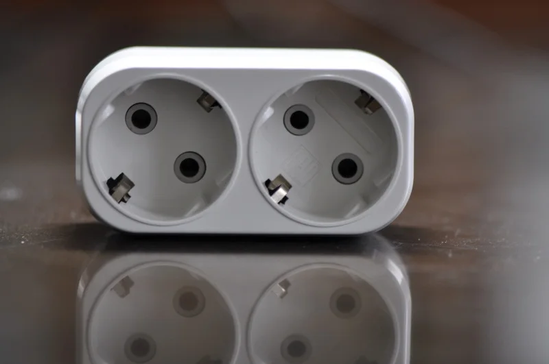 

Electrical Adaptor One For Two Socket Converter For European White