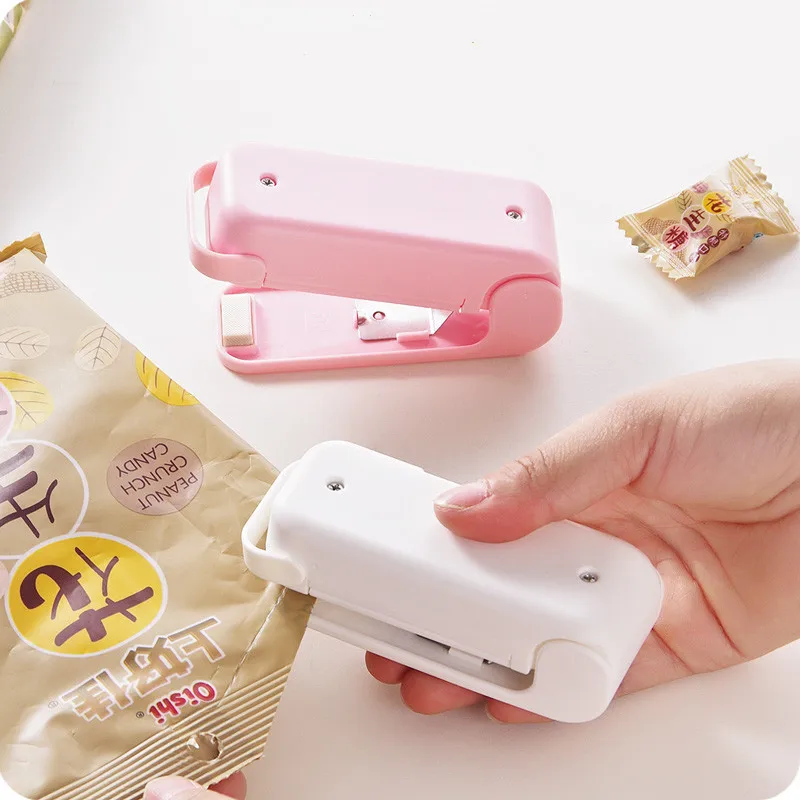 

1Pc Portable Bag Clips Handheld Mini Electric Heat Sealing Machine Impulse Sealer Seal Packing Plastic Bag Kitchen Tool Home Use