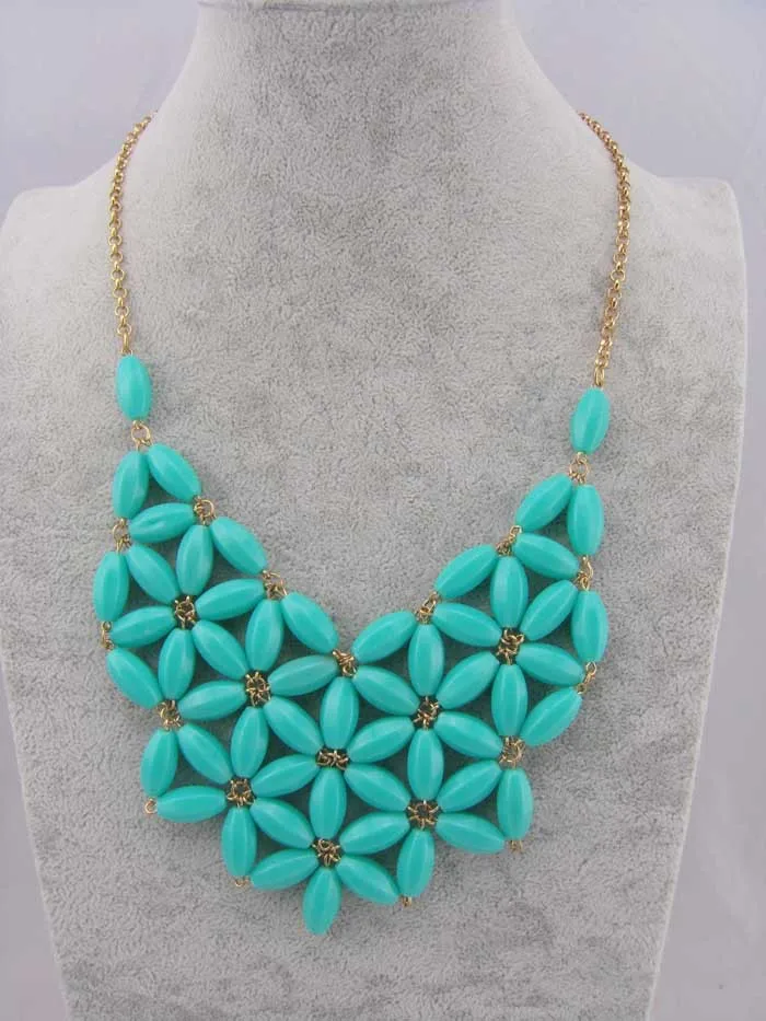 Min.order is $15(mix order) New Arrival Fashion Bubble Bib Statement With Petals Necklace Wholesale Free Shipping | Украшения и