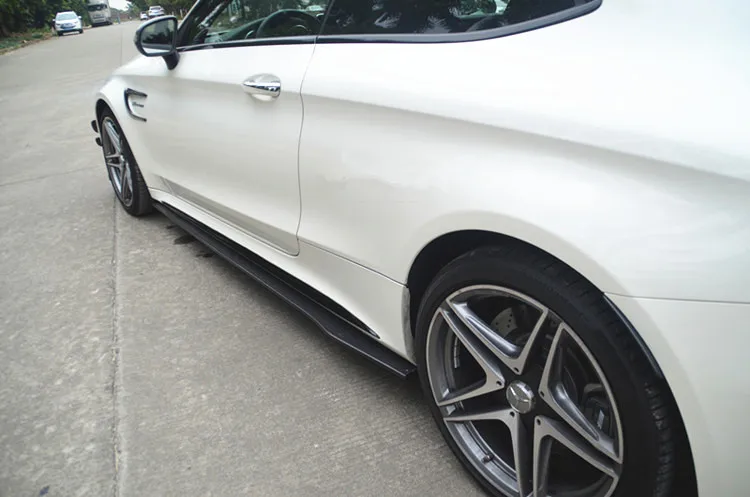 Боковые юбки W205 C63 AMG coupe // боковые из углеродного волокна для Benz C200 только двоих