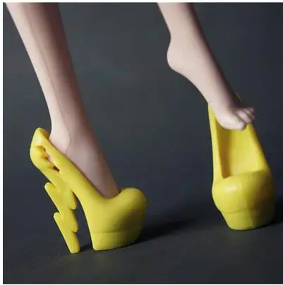 Newest fashion beauty shoes For Monster High original font b Dolls b font 1 6 kids