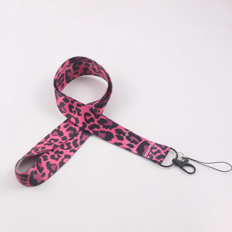 Новое поступление леопардовые брелоки Cheetah нагрудные опознавательные Значки для идентификации владельцев животных телефон шеи ремни с черным брелоком дизайн на выбор 7 цветов