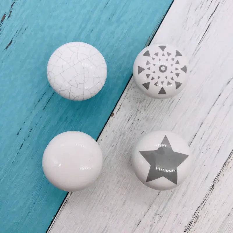 

1pcs 33mm Round Knobs Handles Kitchen Door Cabinets Cupboard KNob Printed Star Triangle White Ceramic Porcelain Pull Handle Knob