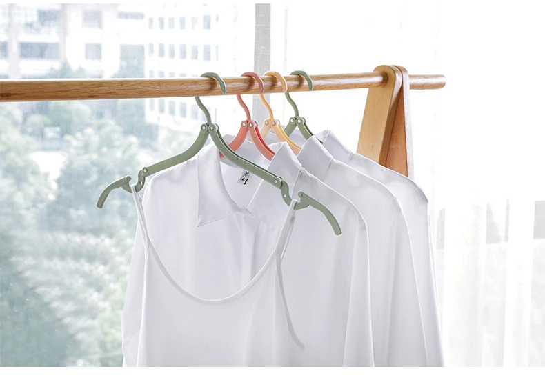 luluhut Multi-functional plastic clothes hanger Travel space saving foldable hanger Creative clothes rack children baby hanger