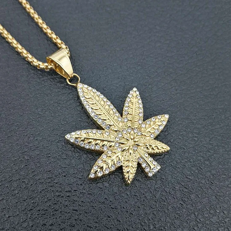 

Hip Hop Full Zircon Men Women Golden Hemp Leaf Pendants Weed Chains Bling Jamaica Esserteauiana Jewelry Necklaces