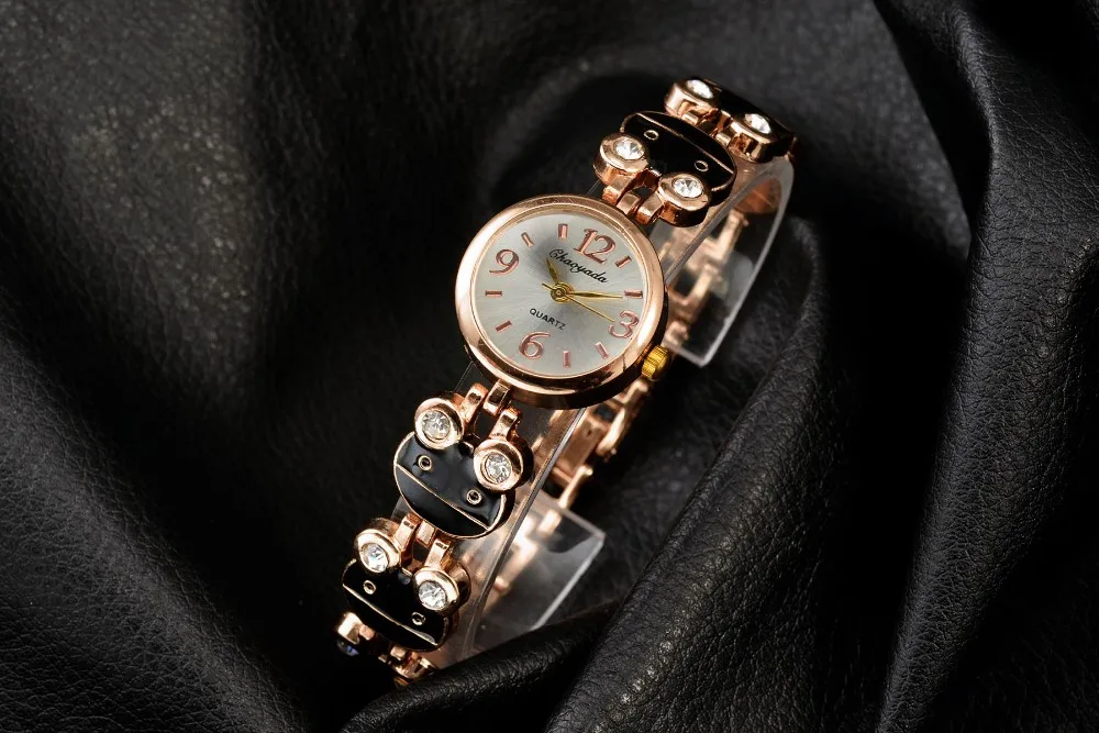 2021 New Fashion Slim Women Bracelet watches Lady Luxury Brand new Quartz wristwatch women skeleton sexy watch