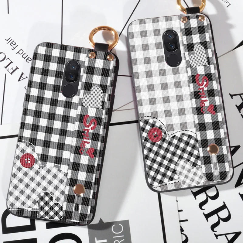 

Wrist Strap phone case For Xiaomi Black Shark Lattice Printing Love Silicone Case For Pocophone F1 POCO F1 Cover Cloth