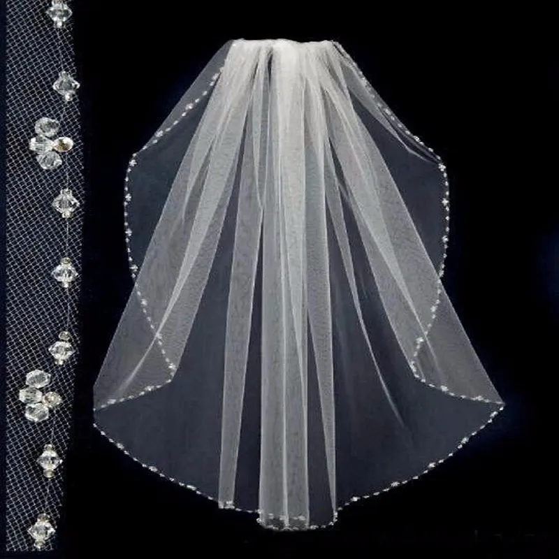 2016-Hottest-Beaded-Edge-Cheap-Short-Wedding-Veils-White-Ivory-Tulle-One-Layer-Simple-Bridal-Veil