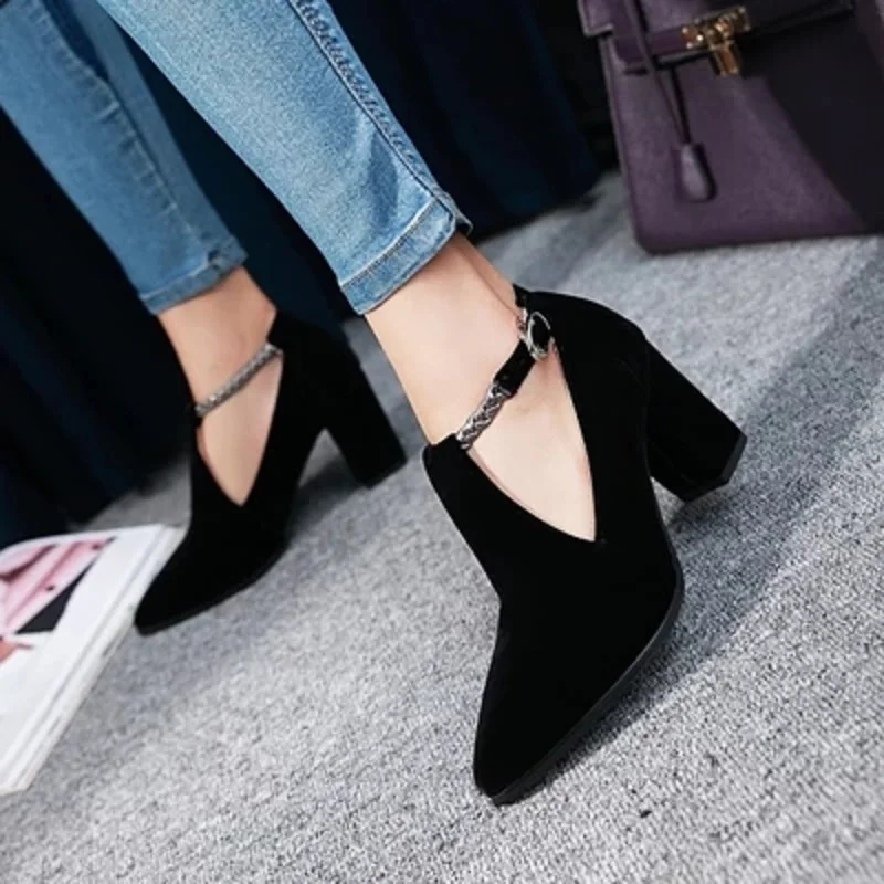 

2018 new fashion elegant pointed high heels wedding ladies shoes black red blue.