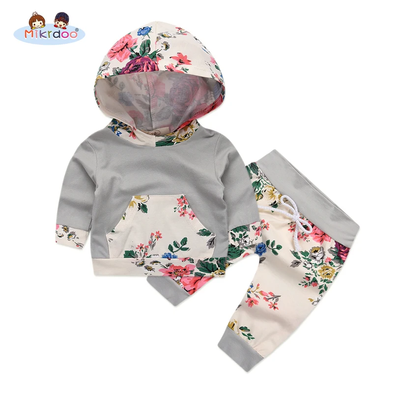 

Baby Girl Hooded Clothes Set 2018 Winter Spring Floral and Striped Print Hooded Top with Pocket Pant Cotton 2PCS Tracksuit