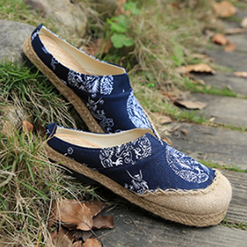 Льняные тапочки из крокодиловой кожи размера плюс; обувь на плоской подошве; женские винтажные эспадрильи; сандалии; повседневная обувь; женские Вьетнамки; PA911654