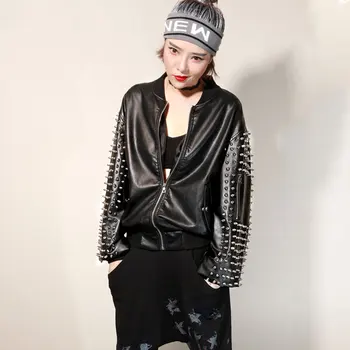 

2020 Women Rivets Motorcycle PU Faux Leather Jacket Spike Studded Plus Size Loose Harajuku BF Streetwear Rock Punk Jackets 115