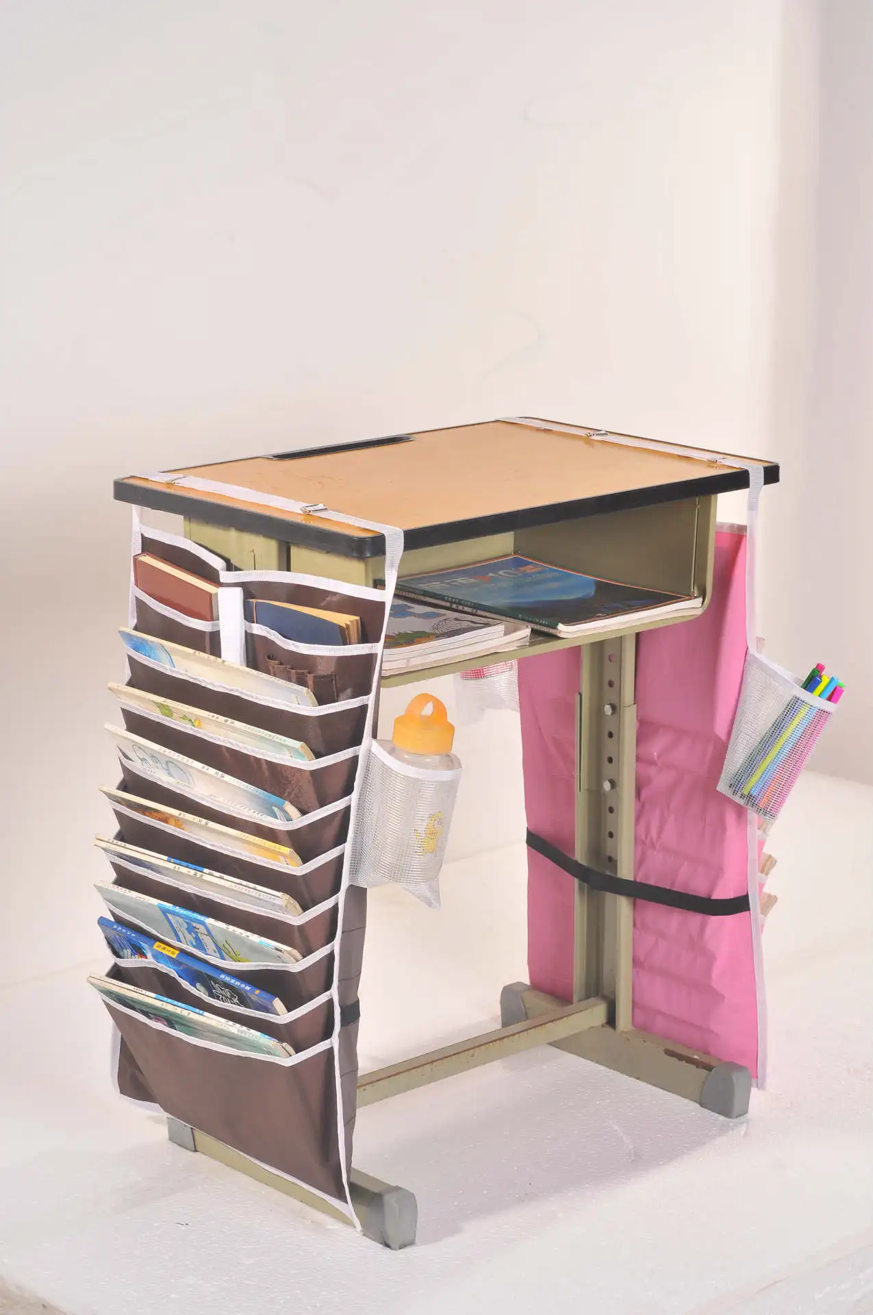 хранение тетрадей и учебников на столе