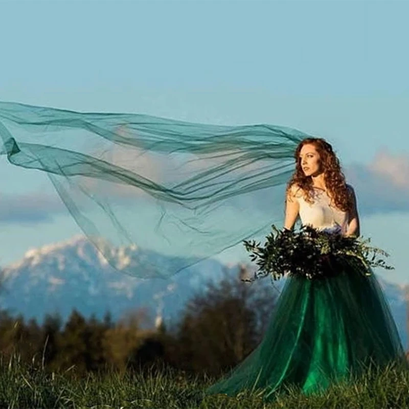 5 Meters Wedding Picture Party Bridal Extra Long 3M 5M Green Mesh Tulle Lace Veil Women Bride Veils 300CM 500CM Without Comb 5 Meters Wedding Picture Party Bridal Extra Long 3M 5M Green Mesh Tulle Lace Veil Women Bride Veils 300CM 500CM Without Comb