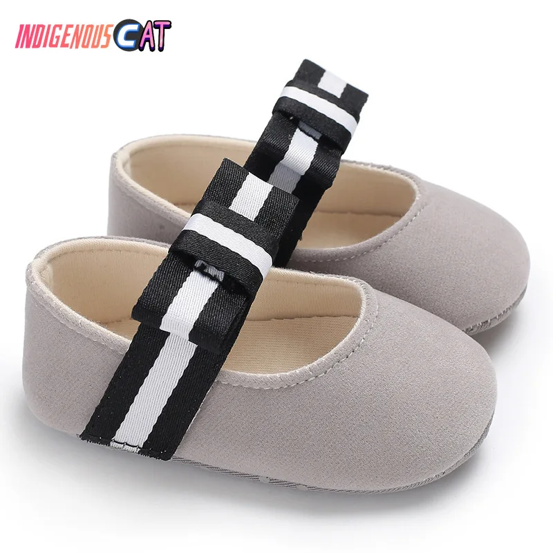 

Baby Boy Shoes Infant First Walkers Nonslip Hard Sole Toddler Baby Shoes Hot Sale for 0-18M Sole Toddler Baby Shoes Canvas Shoe