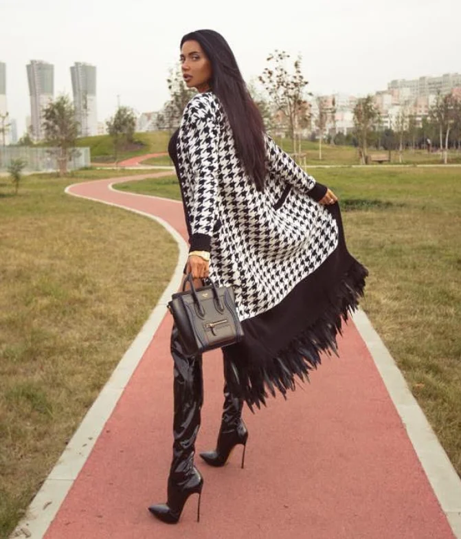

Top Quality Celebrity White Black Long Sleeve Feather Rayon Bandage Jacket