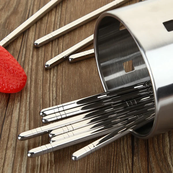 

Hot Sale 5 Pairs Stainless Steel Sliver Chopsticks Chinese Reusable Non-Slip Kitchen Tableware Sets free shipping