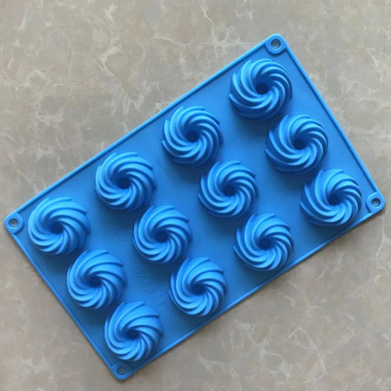 

12 continuous whirlpool silicone cake mold wine heart sugar mold Home baking DIY tool XG711