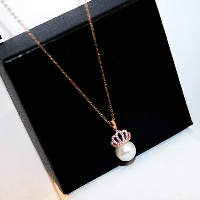 

Blue Bird Tears Exquisite rhinestone pearl crown temperament gold color retention nec women jewelry organizer jewelry