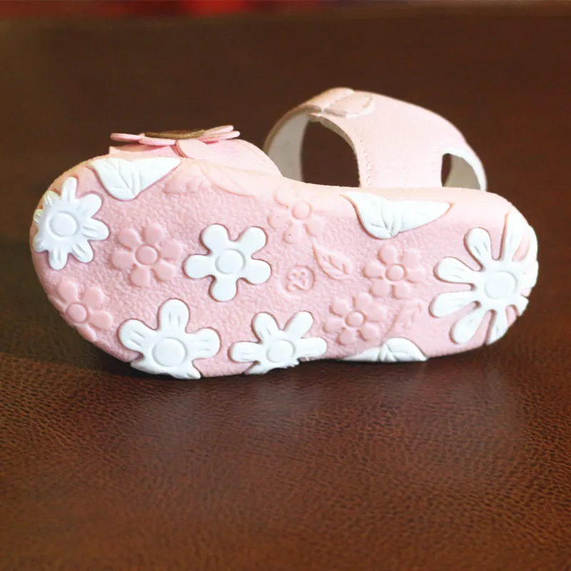 Летние детские сандалии для обувь для девочек Дети солнца младенца цветок носком мягкая подошва сандалии милые Нескользящие детская обувь