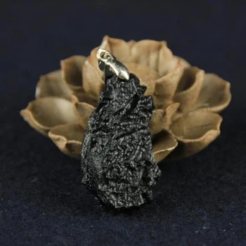 

Fashion Black Czech Meteorite Necklaces & Pendants Women Nature Random Shape Meteorite Pendant Energy Stone Necklace Men Jewelry