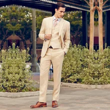 Новое прибытие Две кнопки Бежевый Жених Смокинги друзей жениха Мужские свадебные костюмы выпускного вечера Жених(куртка+ брюки+ жилет+ галстук) K: 719
