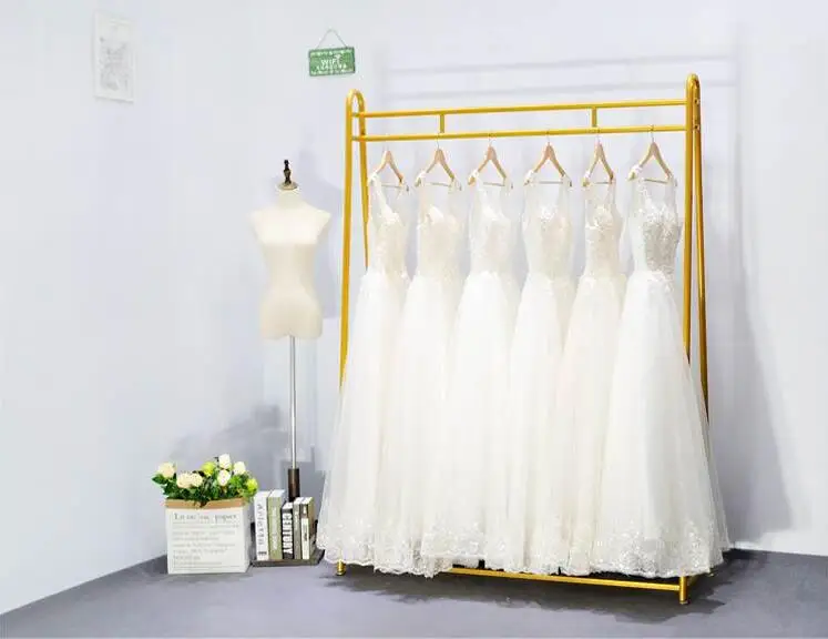 Vestido de noiva Vestido para mostrar rack rack, prateleira de ferro forjado de Alta qualidade Vestido no cabide, roupa rack
