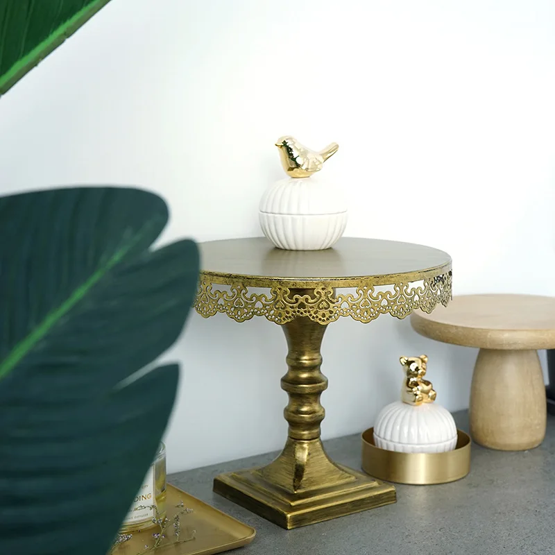 

Sweetgo Vintage Gold Cake Stands Iron Metal Cupcake Display Stand Wedding Decoration For Dinnerware/Party Baking Tool